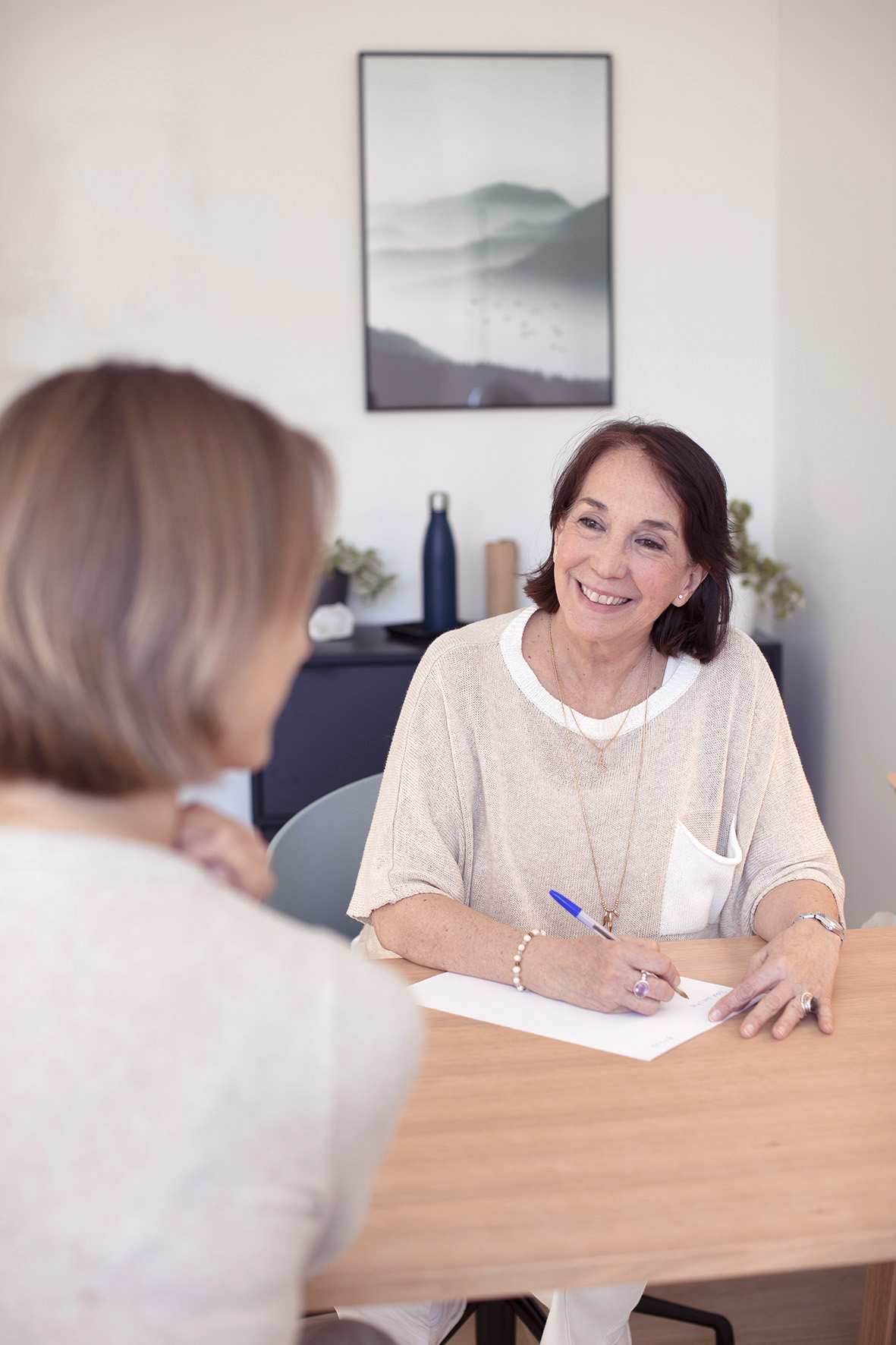 <p>Consultations</p>
